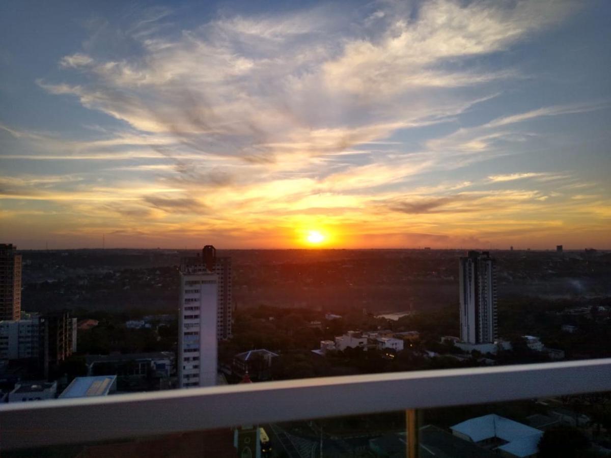 Viale Tower Hotel ฟอสดูอีกวาซู ภายนอก รูปภาพ