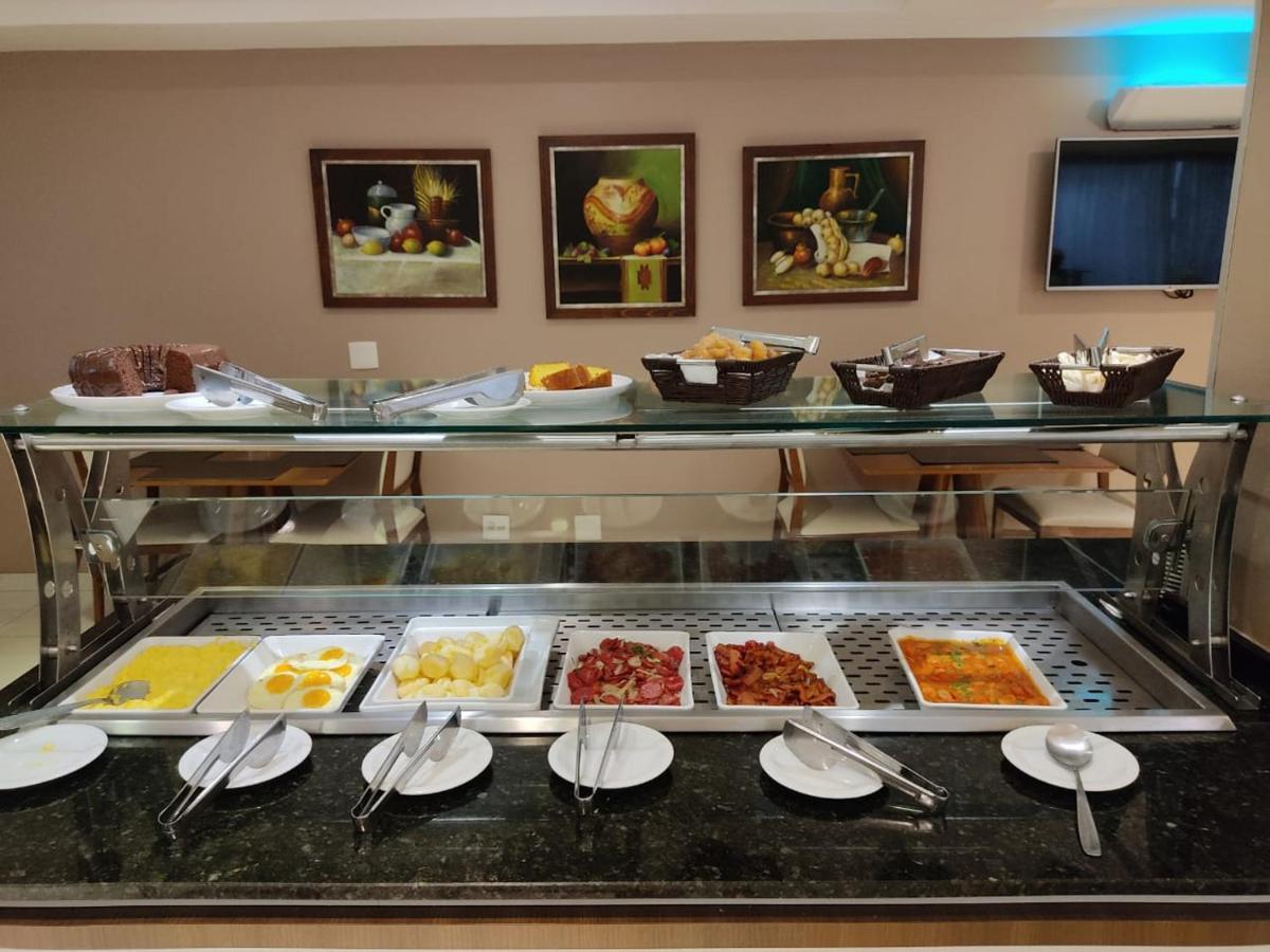 Viale Tower Hotel ฟอสดูอีกวาซู ภายนอก รูปภาพ