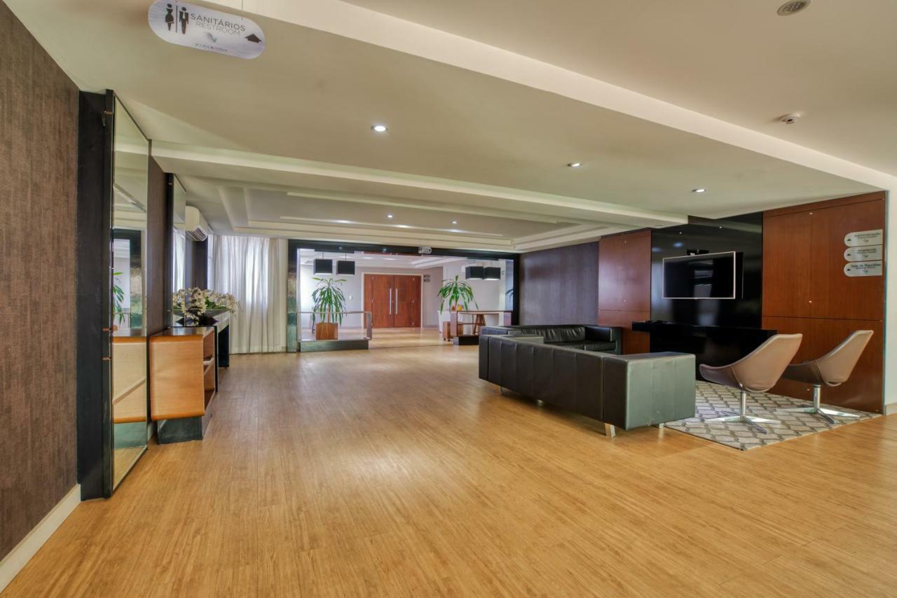 Viale Tower Hotel ฟอสดูอีกวาซู ภายนอก รูปภาพ
